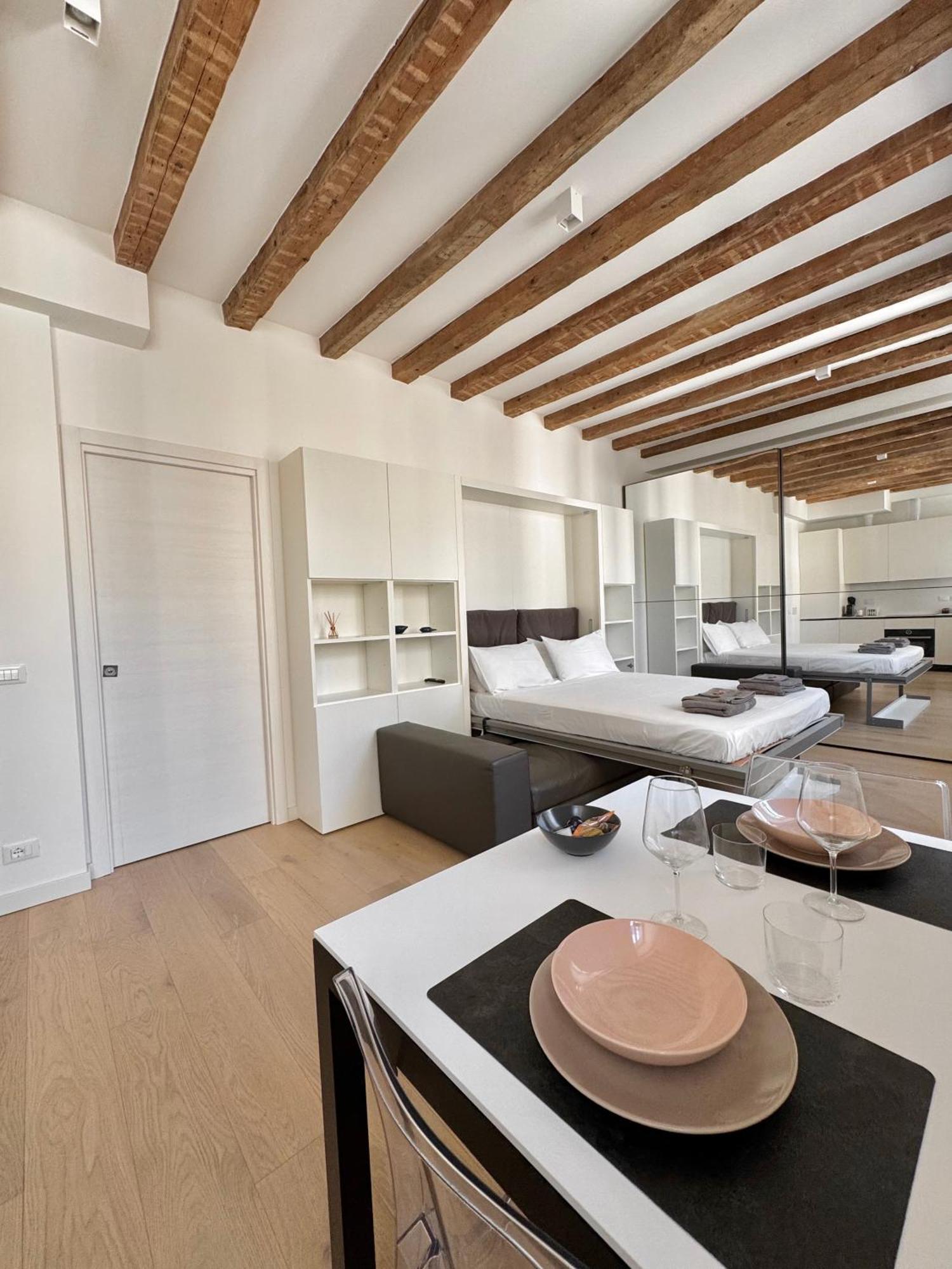 Gold'S House Apartment Trieste Ngoại thất bức ảnh